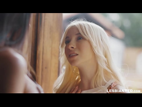 ❤️ Qız bir neçə ay sonra evə gəlir və sonda ögey anasının pişiyini yeyir ❤❌ Sikişmə bizdə az.pornado-co.ru ❌